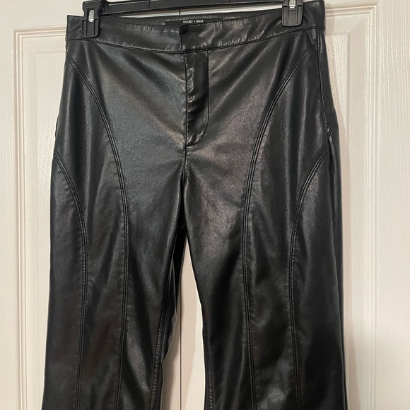 SOLD Silence + Noise leather pleather straight leg black pants size 10 - Picture 5 of 12
